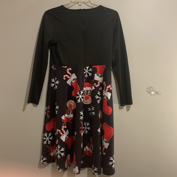 Christmas dress - Picture 2 of 3